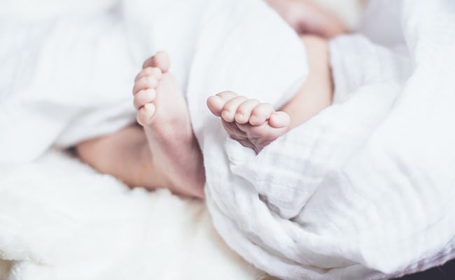 Mumbai: Woman among five booked for trying to sell her newborn fo...