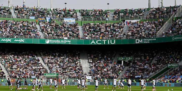 Furor en España por la selección argentina: se entrenó ante más de 20 mil fanáticos en la previa al amistoso contra Angola