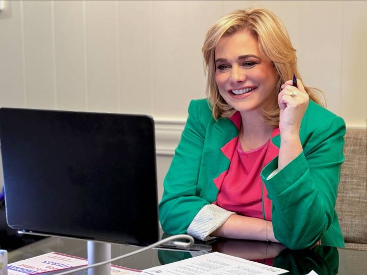 Participa Maru Campos en firma de simbólica de acuerdo «Felicidad y Bienestar para las Mujeres» con presidenta Claudia Sheinbaum