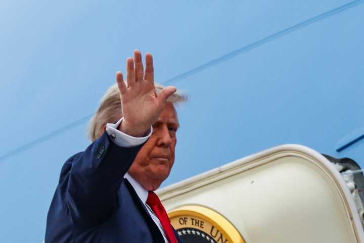 'Titanic figure': Ex-GOP insider flags one man who can show the 'way out of the Trump era'