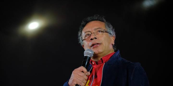 Como un boomerang: Petro habló de la poca inteligencia que hay en quienes insultan, pero recordaron que así son sus aliados