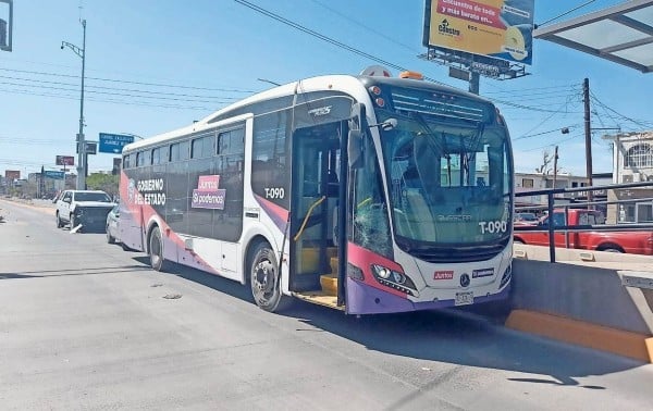 Guardias pedían dinero para dejar subir al Juárez Bus; 16 fueron despedidos