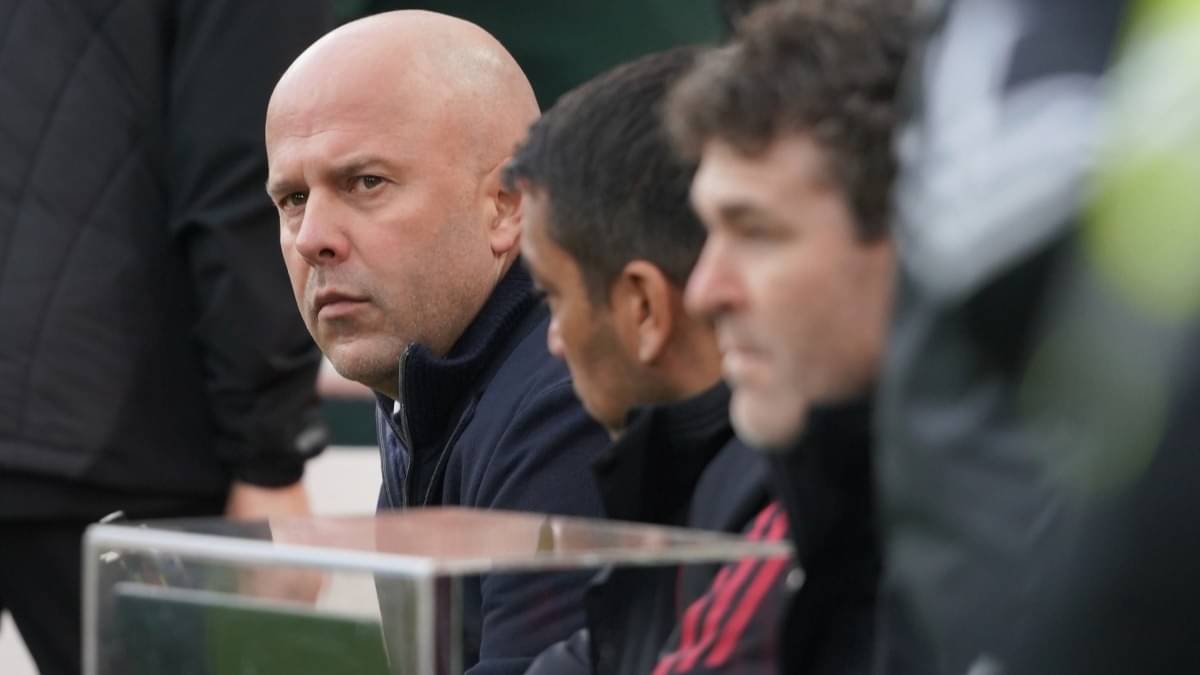 Arne Slot Reacts To Liverpool's Ongoing Premier League Crisis SportFit