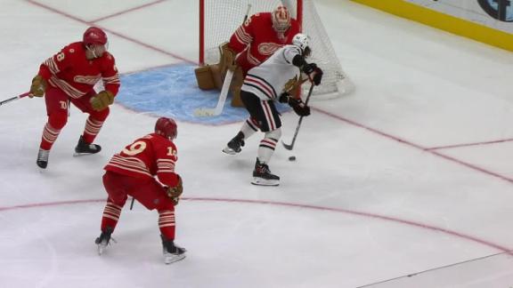 Connor Bedard scores, gets 2 assists to lead Blackhawks over Red Wings 5