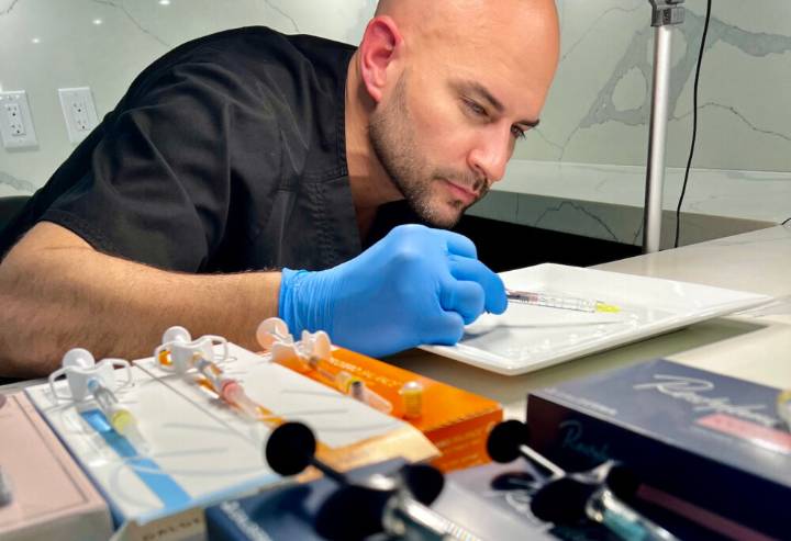 Dr. Eduardo Cardona: “No todos los ácidos hialurónicos son iguales”