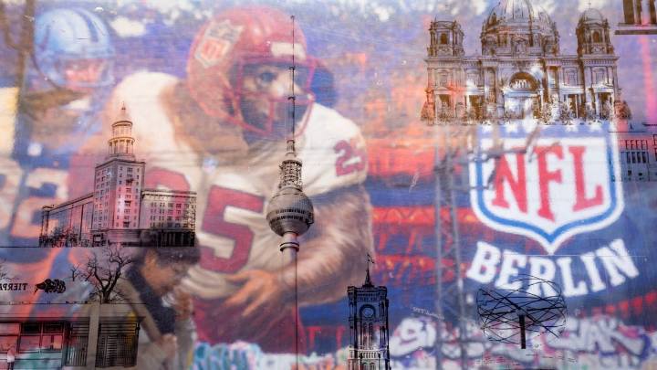 Falcons-Colts: Scenes from Berlin in NFL's Week 10 international game