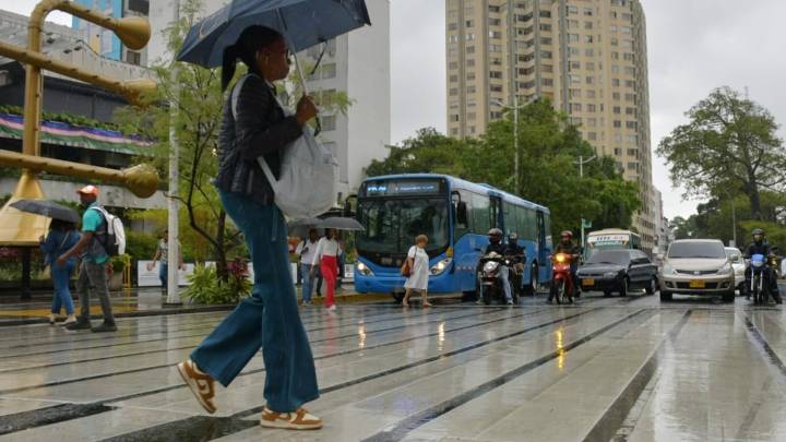 Ideam pronostica lluvias con posibles descargas eléctricas para las próximas horas en Colombia