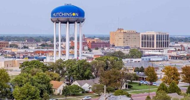 City of Hutchinson temporarily suspends water service disconnections