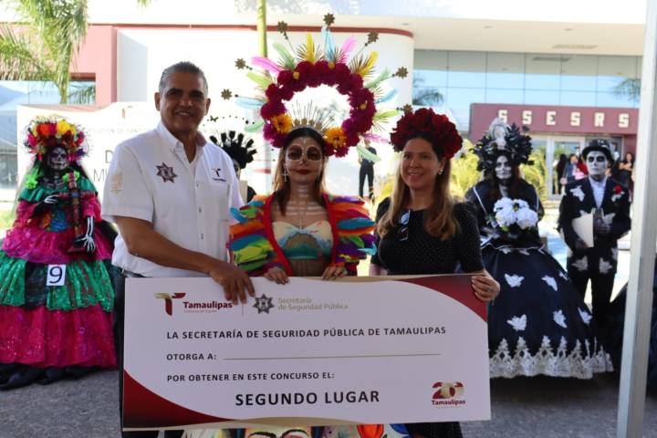 Celebra SSPT el Día de Muertos con concurso de catrinas y catrines