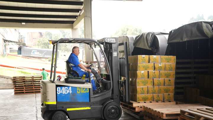 Incertidumbre política, costos y fuga de talento: el triple desafío que enfrentan las empresas colombianas