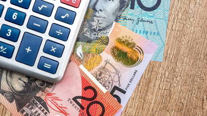 Super Consumers Australia says Australian retirees could lose up to $205,000 if they pick worst