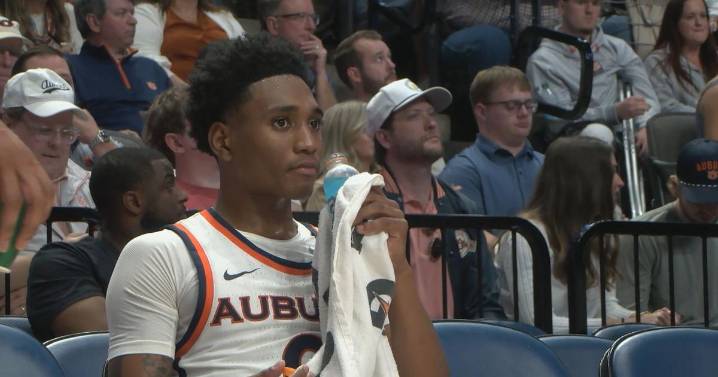 Pettiford scores 24 points to lead No. 21 Auburn past Oregon in the Players Era tourney