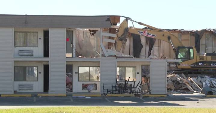 'Emergency teardown': Bellevue demolishes motel from sex and labor trafficking bust