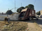 Servicios Públicos realizan labores de poda y limpieza en Villas de Chalco