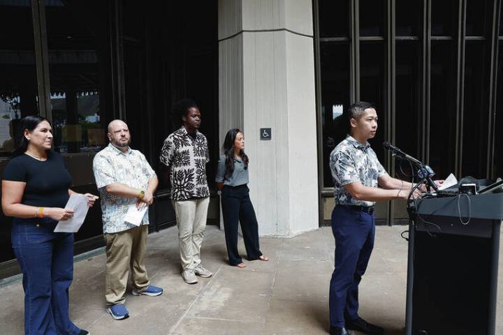 Lawmakers, advocates defend mail