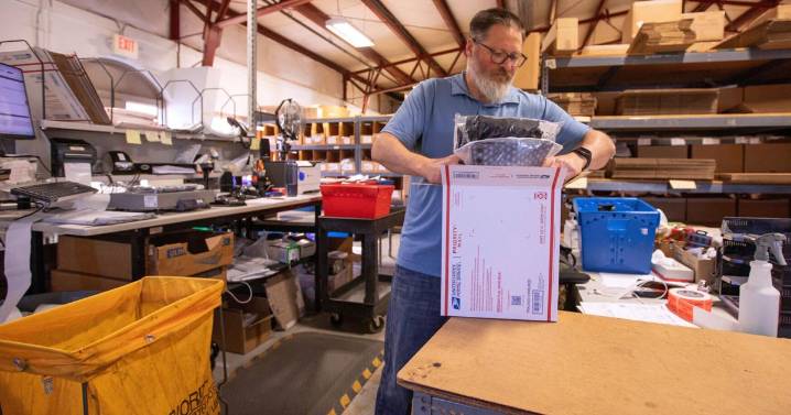 Don't cut health insurance subsidies vital to small businesses