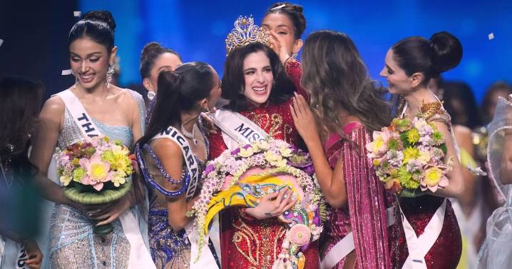 Raúl Rocha ahora ‘borra’ a Omar Harfouch, crítico de Fátima Bosch: ‘Oportunista, músico que nadie conocía’