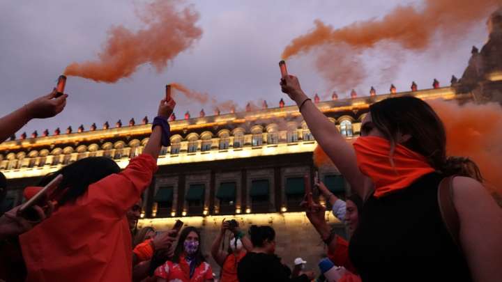 ¿Por Qué el Naranja Representa el Día para la Erradicación de la Violencia contra las Mujeres?