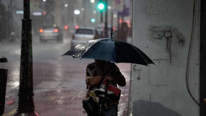 Llegan las tormentas: en qué momento del fin de semana lloverá en Rosario
