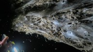 Descubren una telaraña gigante con 111.000 arañas en una gruta de Grecia