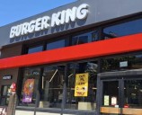 “Nos gritaba y nos hacía lavar con…”: extrabajadoras relatan horror en local de Burger King