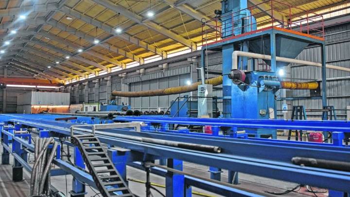 OCDE alerta que la liberalización económica de Milei pone en riesgo la industria argentina