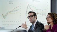 El Gobierno confirma el aumento de la previsión de crecimiento de la economía del 2,6% al 2,9% en 2025