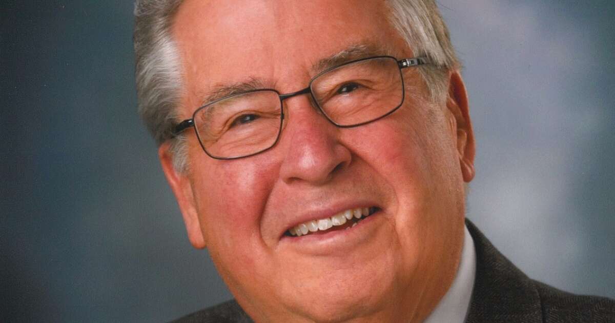 Former Iowa state senator and Regents member Larry McKibben dies at 78