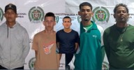 capturan a seis presuntos extorsionistas de las Autodefensas en Santa Marta y Ciénaga Son señalados de chantajear a comerciantes y tenderos, incluyendo un menor de edad y líderes de la red criminal.