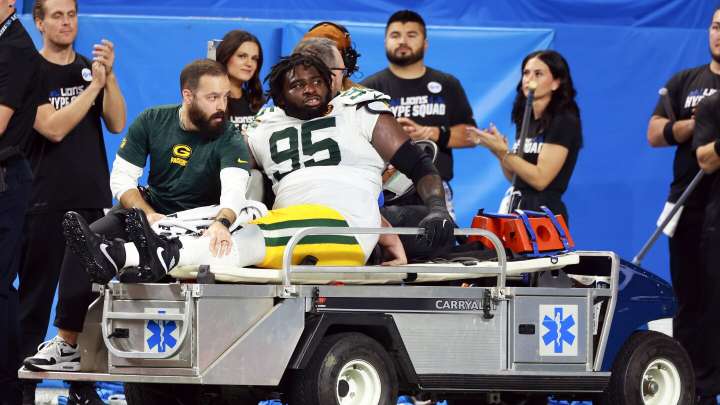 Report: Devonte Wyatt fractured his ankle Thursday