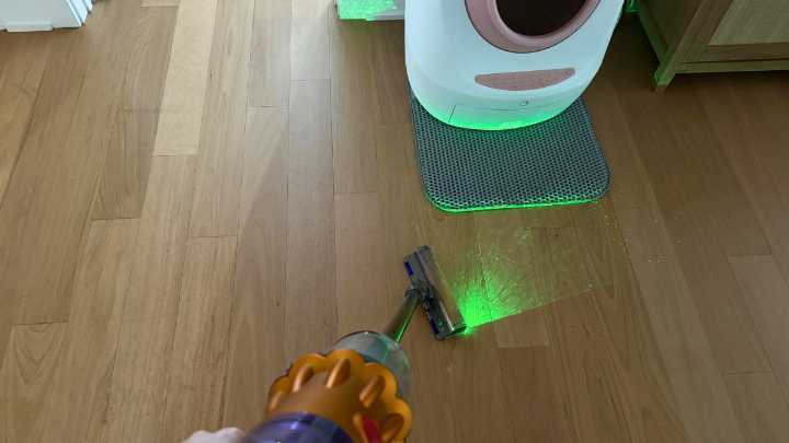 Whats the best cordless vacuum? I tested several at home, and Dyson isnt my only recommendation.