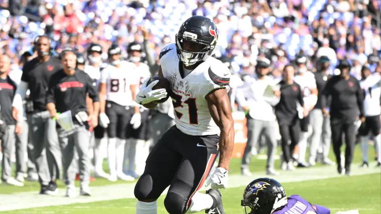 Is Nick Chubb playing tonight? Why Texans RB is off to quiet start in Week 12