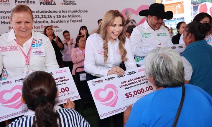 SEDIF revienta récord: más de 2,400 apoyos llegan a familias poblanas