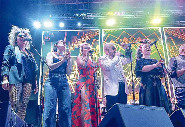 Una ‘constelación de estrellas’ se tomó al Corazón del mundo