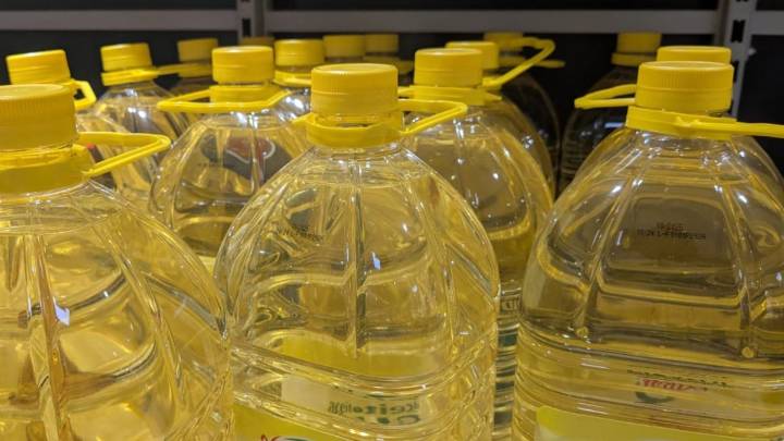 Los tres productos que más han subido de precio en noviembre: aceite de girasol, de oliva y huevos