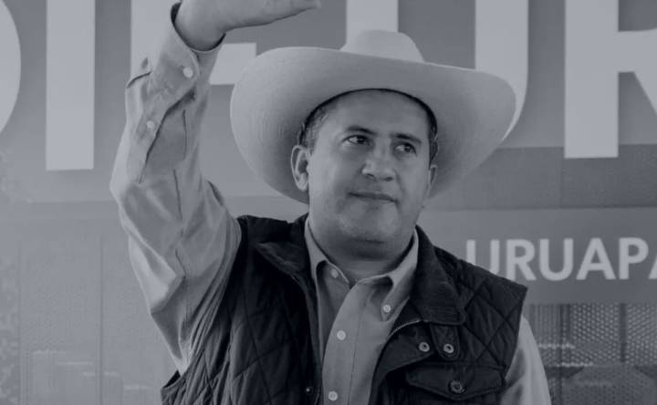 Video: Asesinan a Balazos al Alcalde de Uruapan en Pleno Festival de Día de Muertos