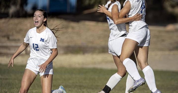 Gallery: St. Michael's beats Prep in Class 1/3A semifinal