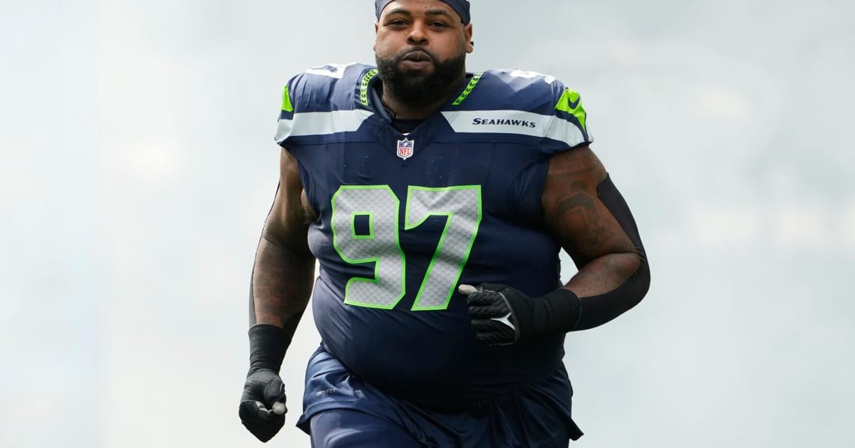 Seahawks defensive tackle Johnathan Hankins out for season with back injury