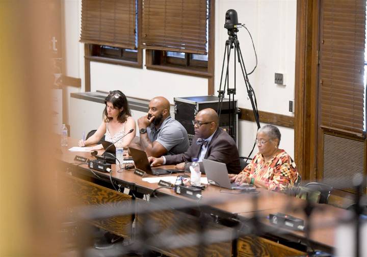 Editorial: In spending on TV deal during shutdown, PPS embarrasses itself once again