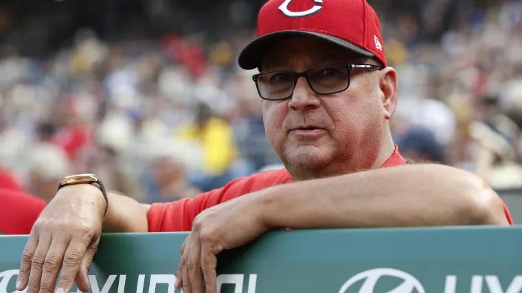 Reds' Kyle Schwarber free agent alternative could be Hall of Famer's grandson