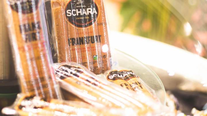 Schara pagará más a su plantilla tras el revuelo por su 'fuga' de Cataluña