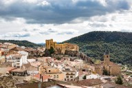 El pueblo de Castilla-La Mancha más bonito de este otoño: tiene uno de los eventos más curiosos de España