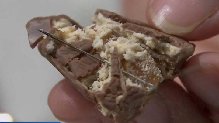 Madre de familia encuentra alfileres dentro de dulces de Halloween en Coahuila