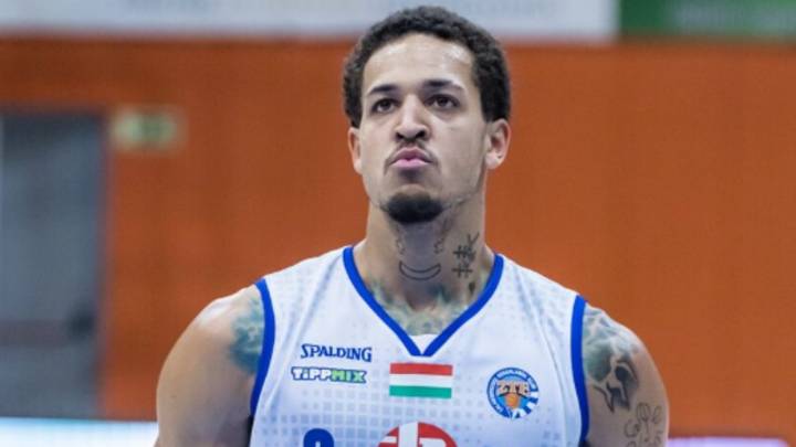 Despiden a un jugador de baloncesto tras una brutal agresión a un aficionado de su equipo