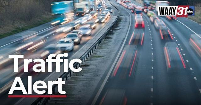 Drivers asked to use alternate routes after University Dr wreck near Perimeter Pkwy