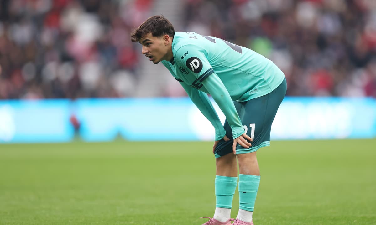 Wolves confirm latest team news ahead of Chelsea FC trip as Rodrigo Gomes undergoes surgery