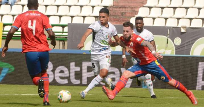 Once Caldas le ganó al Deportivo Pasto, pero fueron más los reproches que las alegrías