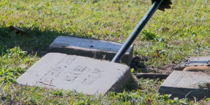 Savannah cemetery shows improvements following reports of disrepair