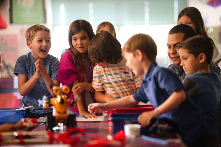 Deer Valley Unified teachers open to apply for SRP grants