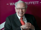 Buffett's Berkshire cash hits US$382 billion, earnings soar